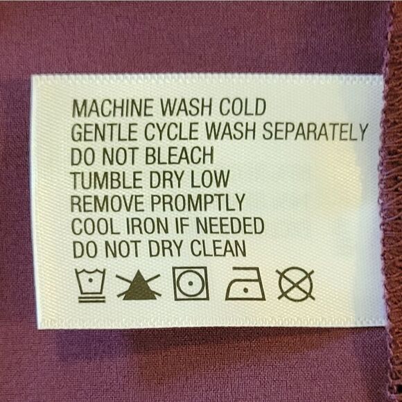 Orvis Maroon Notiched V-neck 3/4 Sleeve Zip Pocket Top Size L - Picture 8 of 9